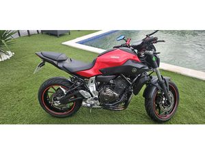 YAMAHA MT-07