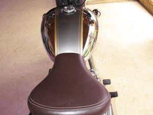 ROYAL ENFIELD CLASSIC 500