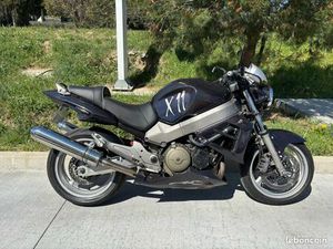 HONDA X11 CB 1100 SF