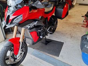 BMW S1000XR