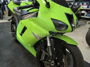 KAWASAKI - ZX 6R