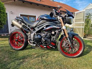 TRIUMPH SPEED TRIPLE 1050 NV 515