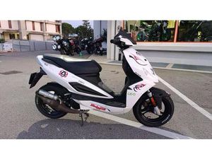 VENDO MALAGUTI F12 PHANTOM 50 R AIR COOLED (2008 -10) USATA A CONEGLIANO (CODICE 9844718) - MOTO.IT