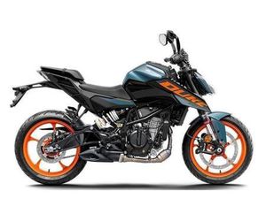 KTM 125 DUKE NEW 2025, BOTH COLOURS IN STOCK RRP 4895