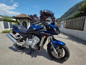 YAMAHA FZS 1000 FAZER - 2004