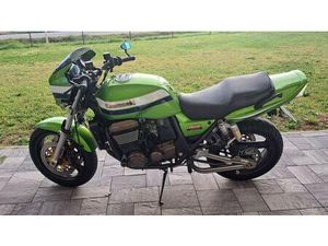 VENDO KAWASAKI ZRX 1200 R (2000 - 06) USATA A QUATTRO CASTELLA (CODICE 9861298) - MOTO.IT