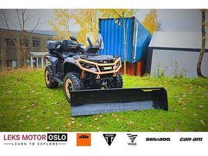 CAN-AM OUTLANDER MAX XT-P 1000R BRØYTESKJÆR, LASTEBOKS, EKSTRALYS, VASRSELBLINKERE