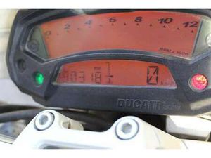 DUCATI MONSTER 696 BIANCO