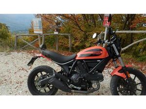 VENDO DUCATI SCRAMBLER 400 SIXTY 2 (2016 - 21) USATA A SAN VALENTINO IN ABRUZZO CITERIORE (CODICE 9861588) - MOTO.IT