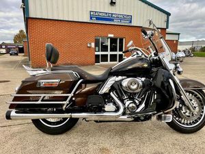 HARLEY-DAVIDSON FLHR ROADKING 103 ANNIVERSARY MODEL WELL LOOKED AFTER EXAMPLE