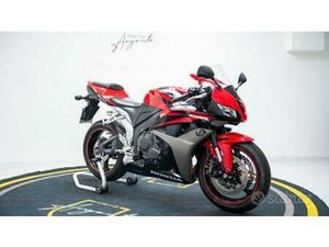 HONDA CBR 600 RR
