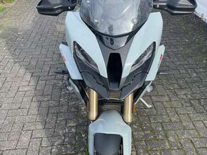 BMW S 1000 XR