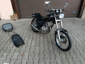 SUZUKI GN125