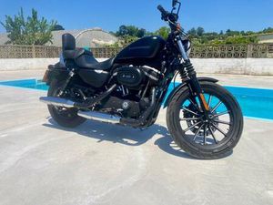 HARLEY DAVIDSON - SPORSTER 883