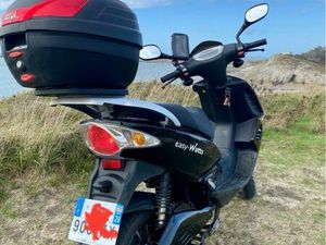 SCOOTER EASY-WATTS ÉLECTRIQUE 50 CC E-STOCK