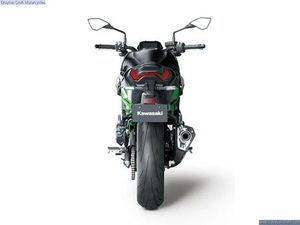 KAWASAKI Z900