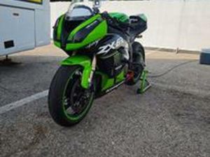 KAWASAKI NINJA ZX6R PRONTO PISTA