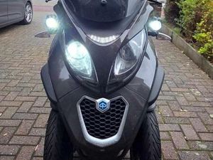 ② PIAGGIO MP3 500IE 2016 RIJB./PERM. B.