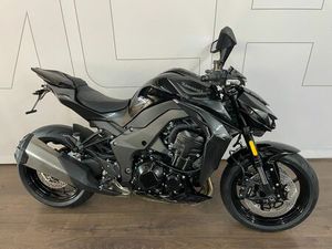 KAWASAKI Z 1100 ALLBLACK KURZES HECK UND MEHR