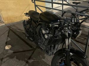 YAMAHA FAZER FZS600 1999 CAFÉ RACER