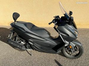 VENDS SCOOTER HONDA FORZA 125CM3