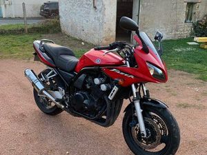 YAMAHA 600 FAZER