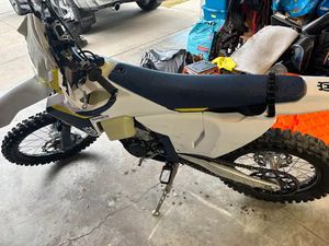 2025 HUSQUAVARNA FE450