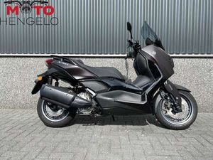 YAMAHA X-MAX 300 TECH MAX