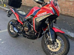 MOTO MORINI X-CAPE EV PERMUTA CON SCOOTER 300/400 CC