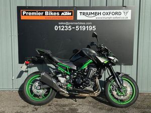 STUNNING ONE OWNER 2023/72 KAWASAKI Z900 MOTORCYCLE