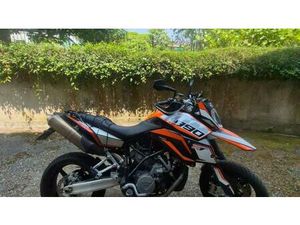 VENDO KTM 990 SUPERMOTO (2007 - 08) USATA A FIRENZE (CODICE 9862641) - MOTO.IT