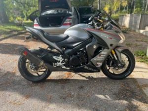 SUZUKI GSX S1000F ABS TRC