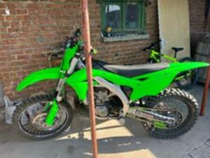 KAWASAKI KX 450F