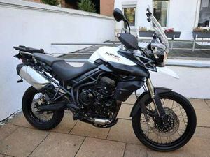 TRIUMPH TIGER 800 BIANCO