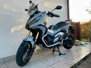 HONDA XADV 750 GRAVEL