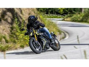 MONDIAL PIEGA 125 YAMAHA MT 125 KAWASAKI Z 125 SUZUKI GSX 125
