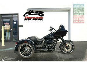 2023 HARLEY-DAVIDSON® FLTRT ROAD GLIDE 3