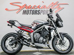2022 TRIUMPH STREET TRIPLE RS