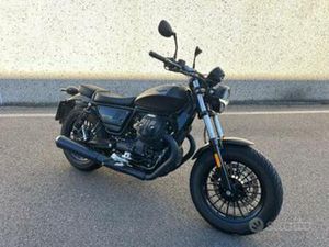 MOTO GUZZI V9 BOBBER