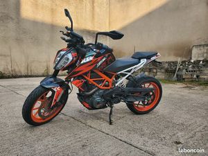 KTM DUKE 390