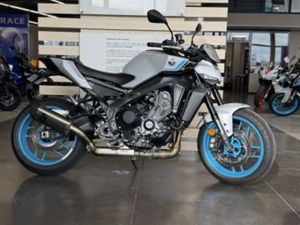 YAMAHA MT-09 2025 850 CM3 | MOTO ROADSTER | 900 KM | GRIS | 51370 THILLOIS