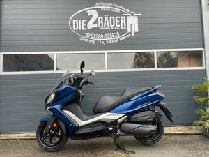 KYMCO DOWNTOWN 350 CCM ERST 3200KM ROLLER ABS DIE 2 RÄDER