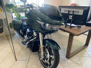 HARLEY-DAVIDSON ROAD GLIDE MOTORE 117 VERDE