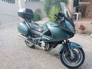 HONDA DEAUVILLE 700 CC