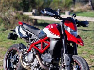 HYPERMOTARD 950