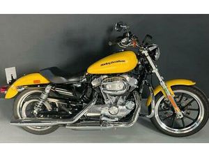 HARLEY DAVIDSON - SPORTSTER 883