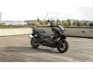 BMW - C 400 GT