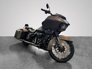 HARLEY-DAVIDSON FLTRXSE CVO ROAD GLIDE