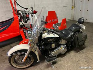 VENDS HARLEY DAVIDSON