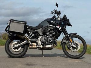 BMW F 900 GS MIT KOFFER, SEHR GEPFLEGT
